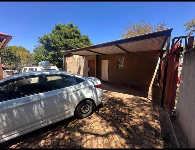 6 BEDROOM HOUSE FOR SALE IN MALVERN